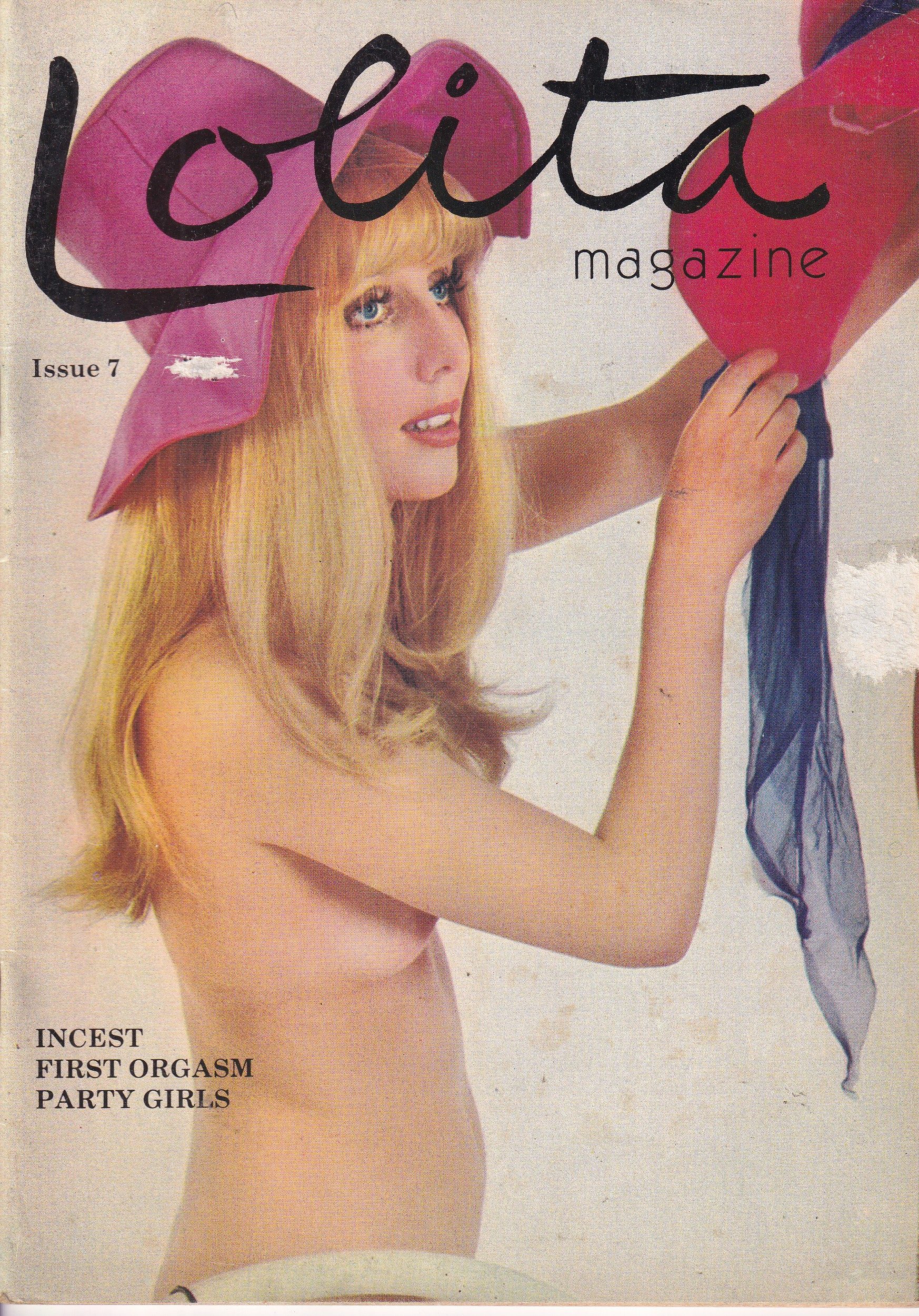 Lolita Issue 7.